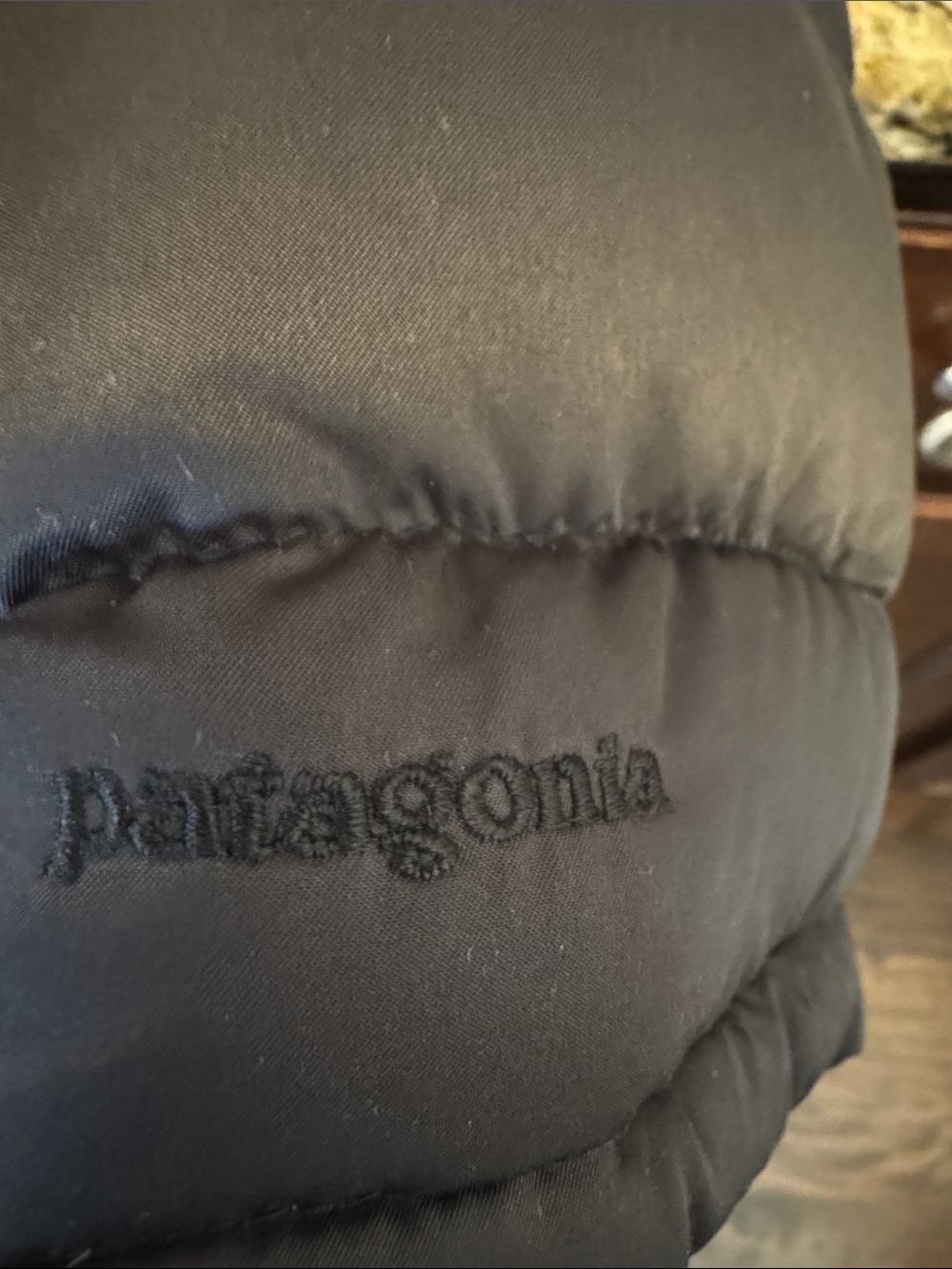 Patagonia Women's Black Down Hooded Quilted Puffer Jacket - Picture 9 of 9